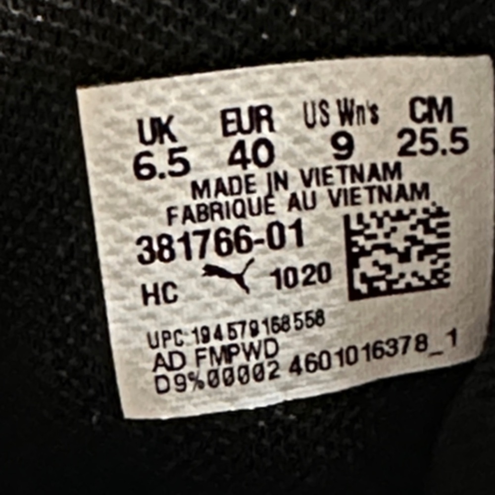 Puma Women’s Speedcat Black and Gray Suede Sneakers - Picture 9 of 9